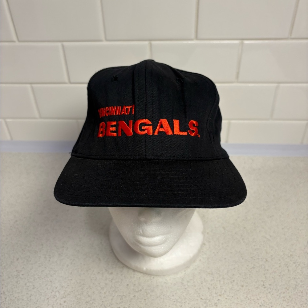 Vtg Cincinnati Bengals Pro Line Snapback Hat NFL Authentic Block Letters Cap